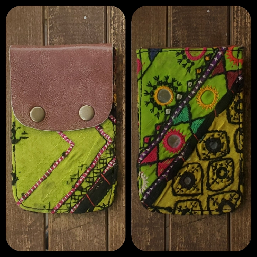🧠🍳 Free People Boho Embroidered Repurposed vtg banjara hippie Wallet card case